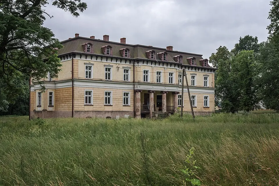 Pałac w Stradomi Dolnej