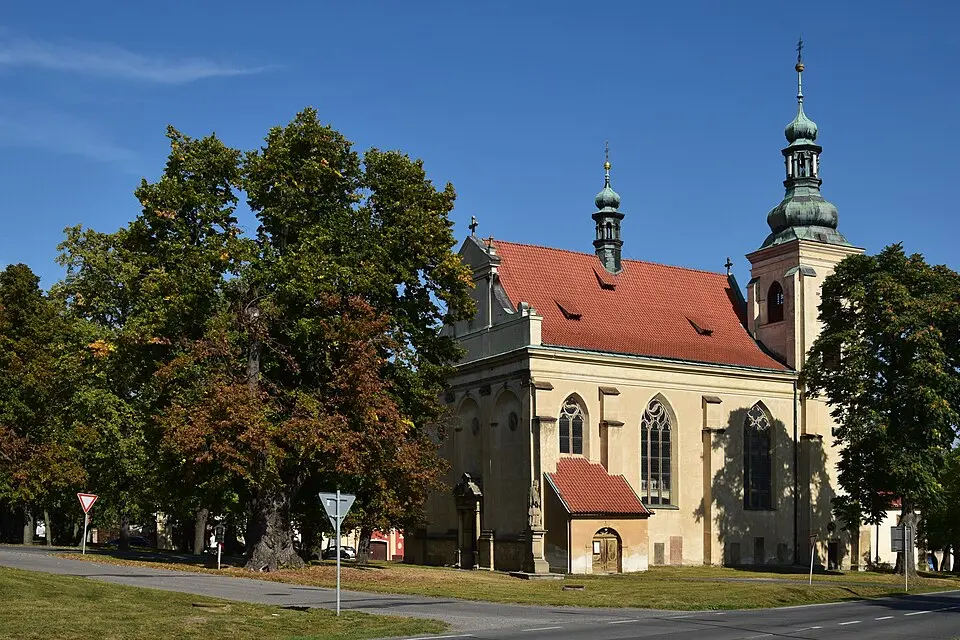 Image: Petr Kinšt · CC BY-SA 4.0 Church of Holy Trinity
