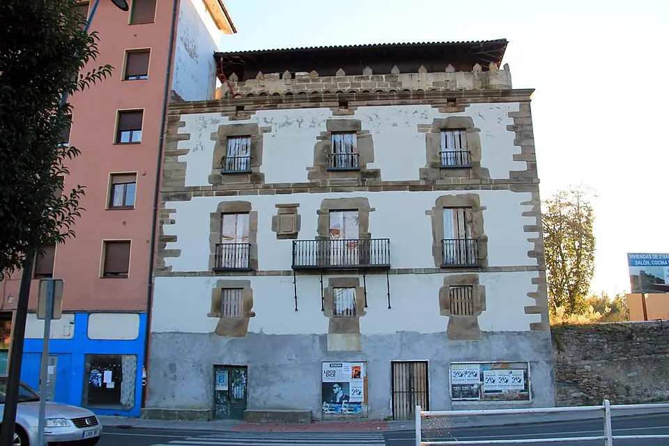Palacio De Romarate