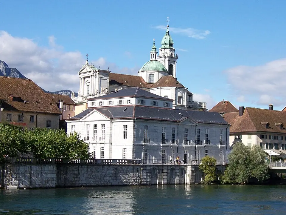 palais Besenval