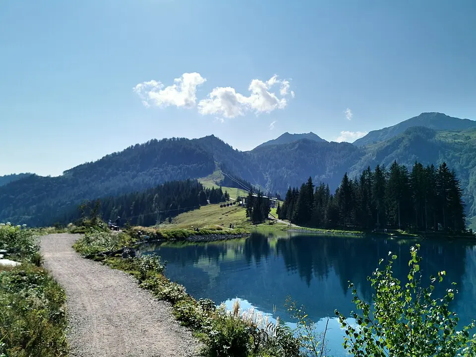 Image: User:Mateus2019 · CC BY-SA 4.0 Lärchfilzkogel
