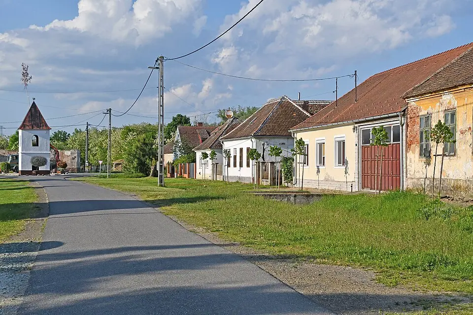 Immagine: Pasztilla aka Attila Terbócs · CC BY-SA 4.0 Sorkikápolna