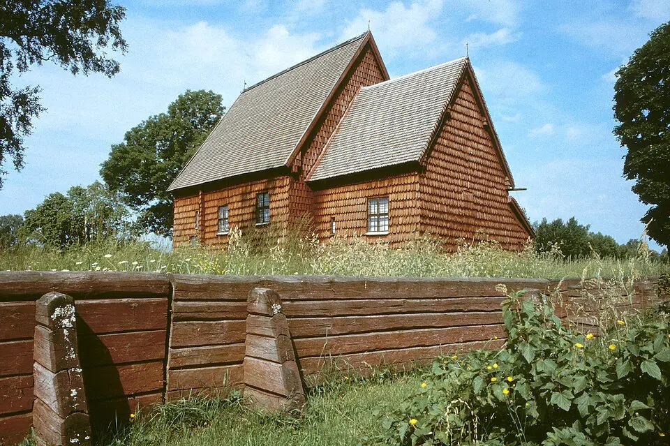 Södra Råda gamla kyrka