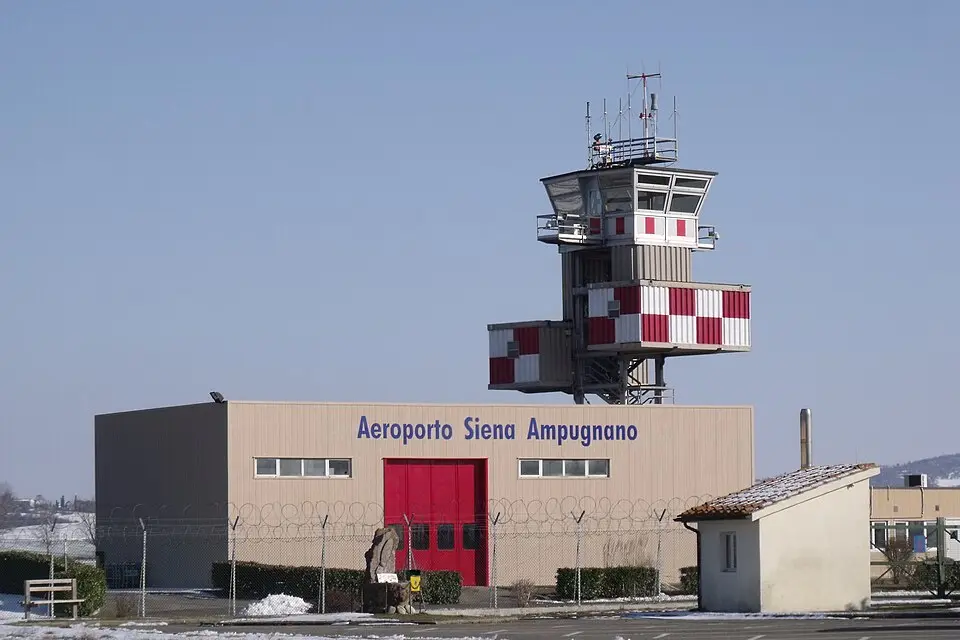 Flughafen Siena