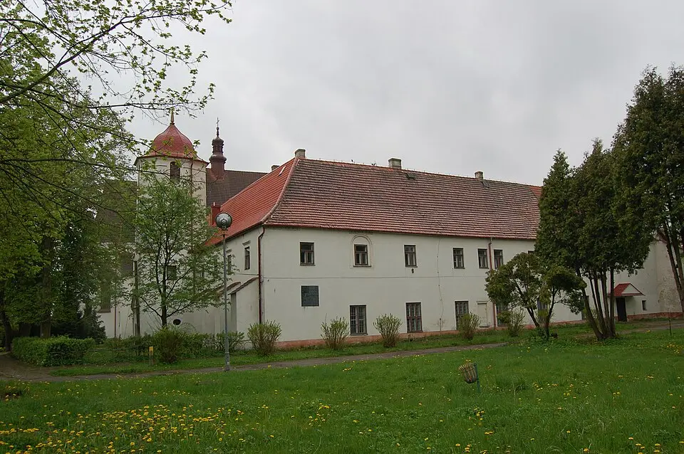 Klasztor, obecnie szkoła, lata 1620-1623