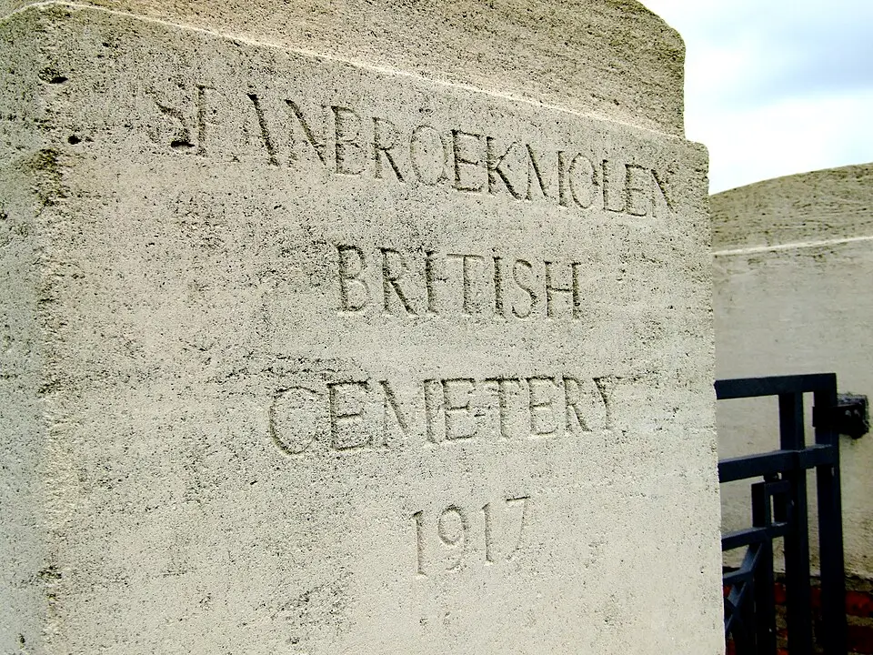Cimetière militaire de Spanbroekmolen