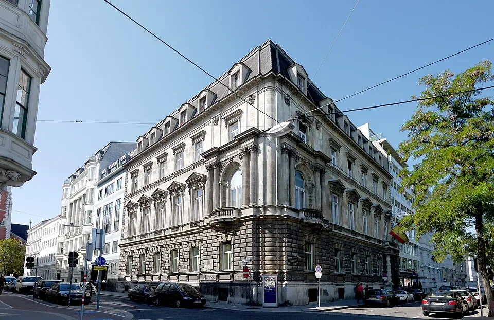 Botschaftsgebäude, Spanische Botschaft, ehem. Palais Adolf Ritter von Schenk