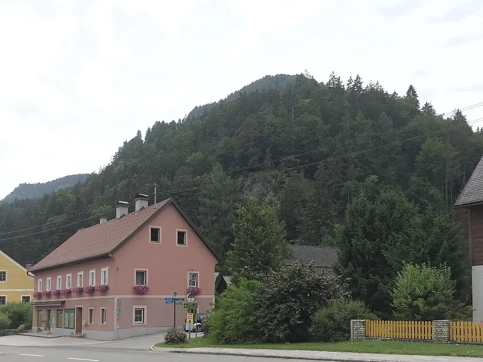 Spätantike Rückzugssiedlung auf dem Röthelstein