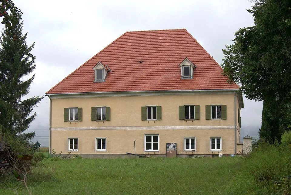 Bild: Thomas Ledl · CC BY-SA 3.0 AT Pfarrhof