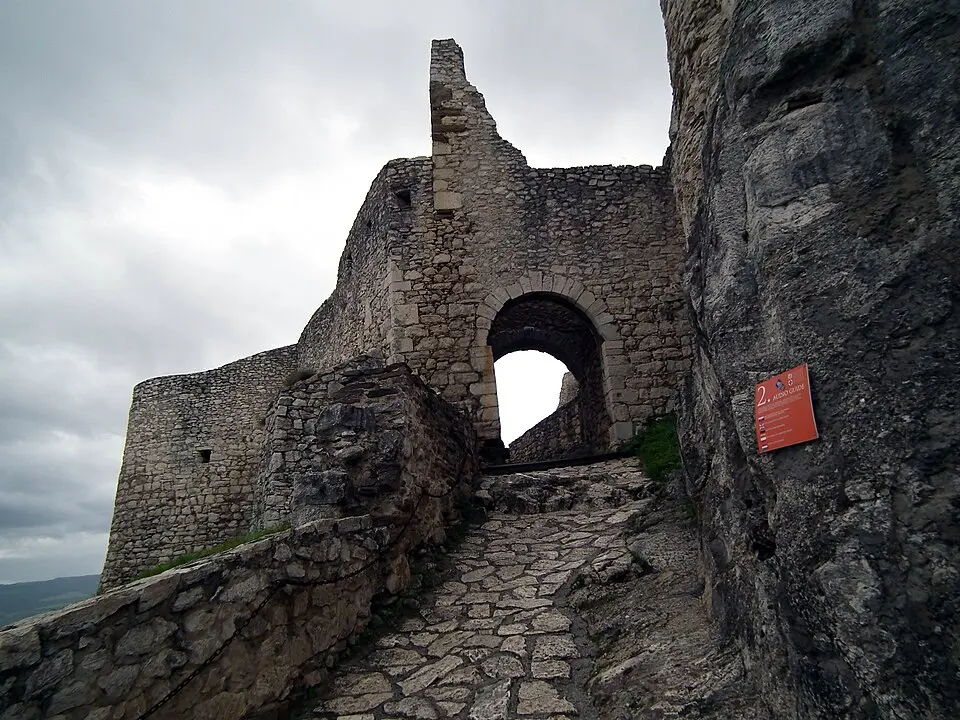 Spišský hrad, veža bránová II.