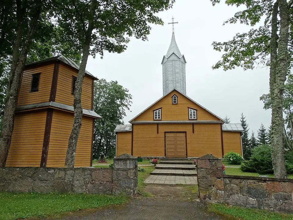 Spitrėnų Švč. Mergelės Marijos, Taikos Karalienės, bažnyčia
