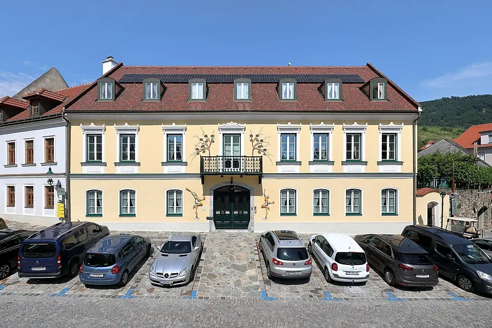 Bürgerhaus mit Tormauer, sog. Badstuberhaus