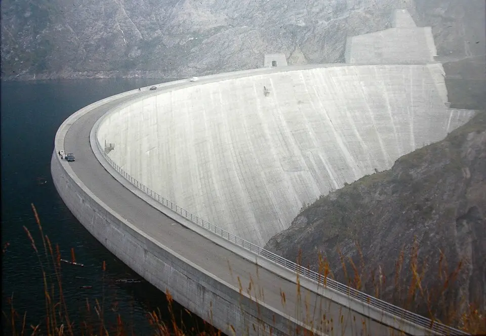 barrage de Luzzone