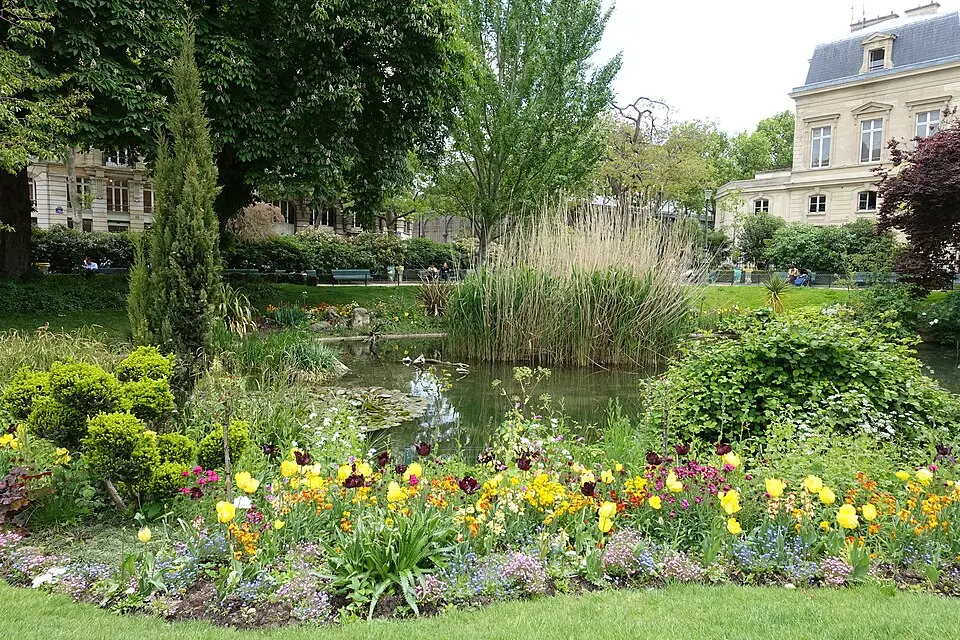 square du Temple - Elie Wiesel