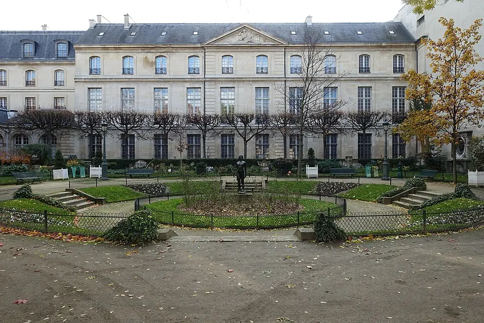 Square Georges-Cain