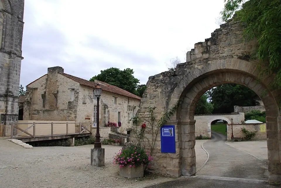 abbaye de Saint-Amant-de-Boixe