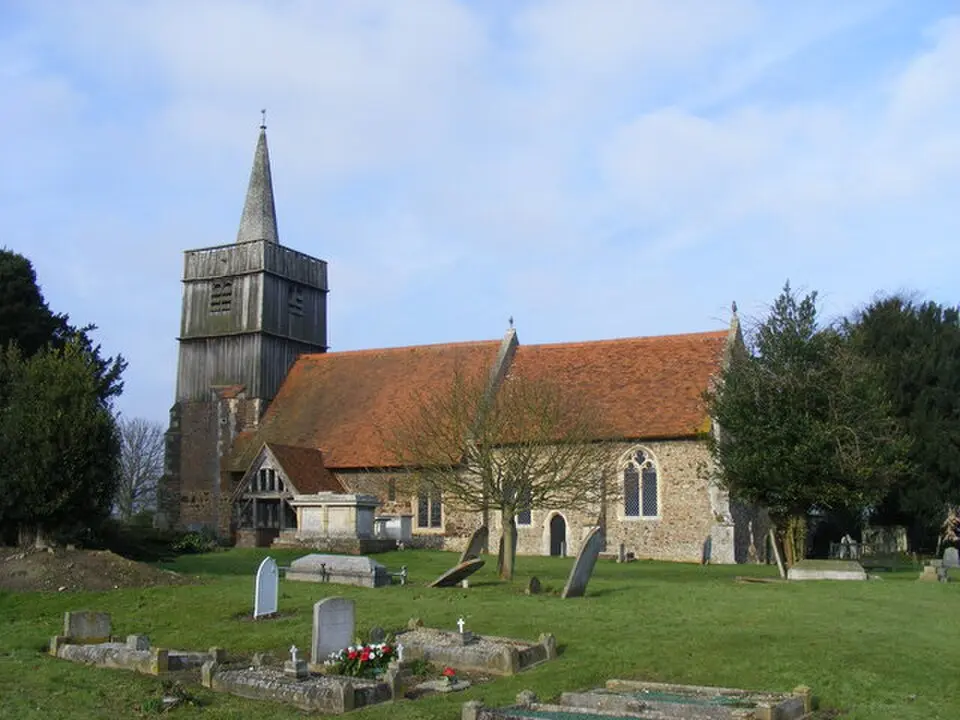 Image: PAUL FARMER · CC BY-SA 2.0 Church of St Andrew