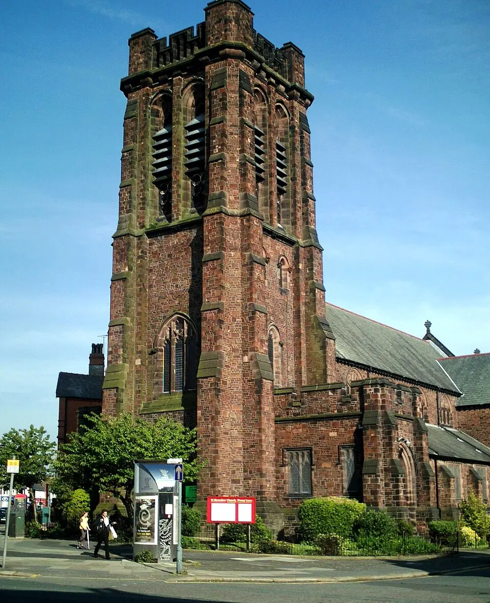 Obrázek: Rodhullandemu · CC BY-SA 3.0 St Barnabas' Church
