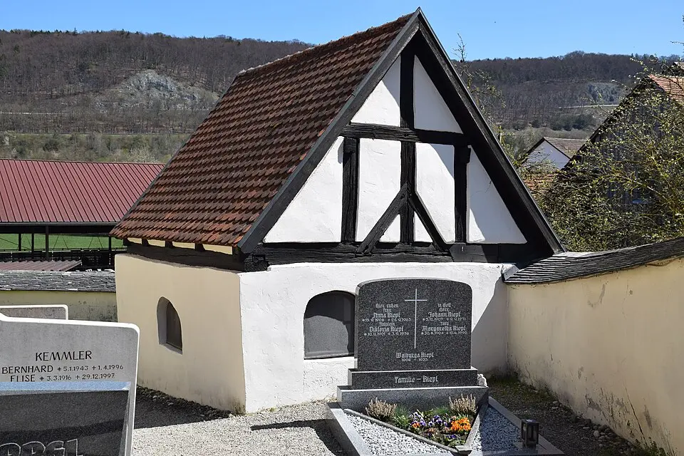 Beinhaus Ilbling 1 in Kinding (D-1-76-137-72#1)