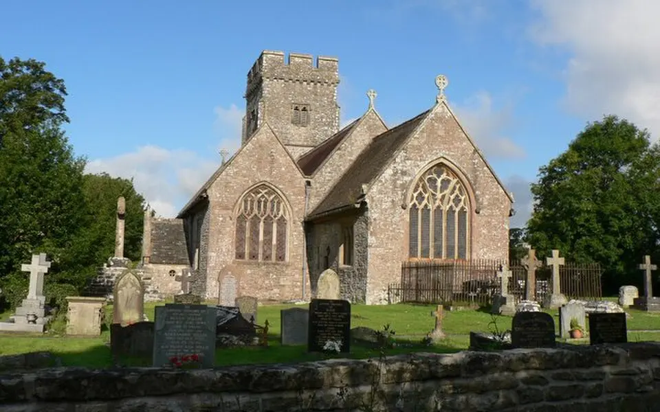 Image: Mick Lobb · CC BY-SA 2.0 St Hilary's Church