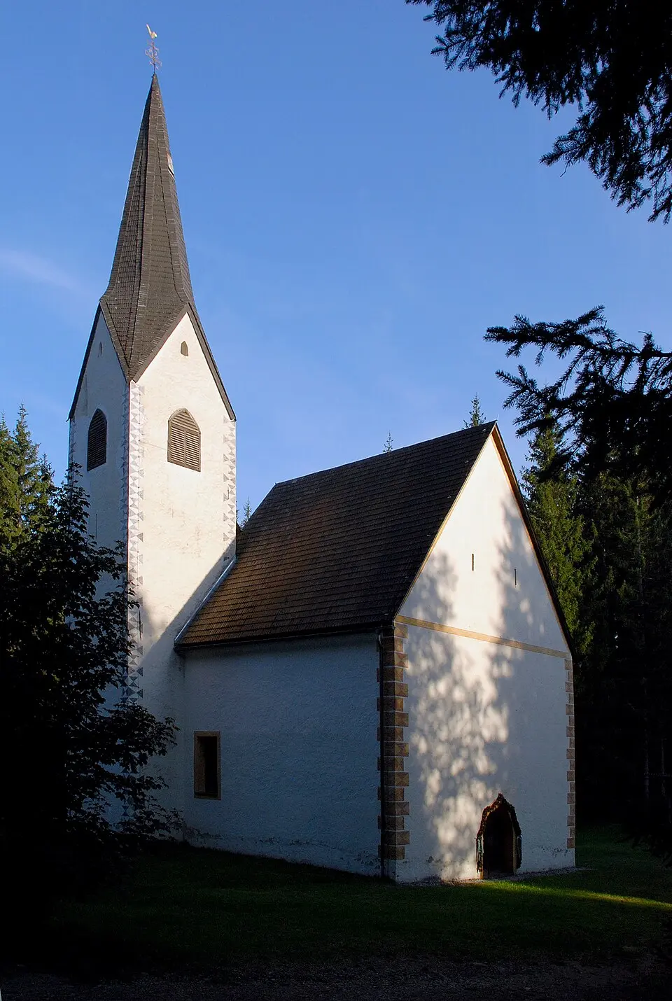 Bild: Josef Moser · CC BY-SA 3.0 Kath. Filialkirche hl. Leonhard