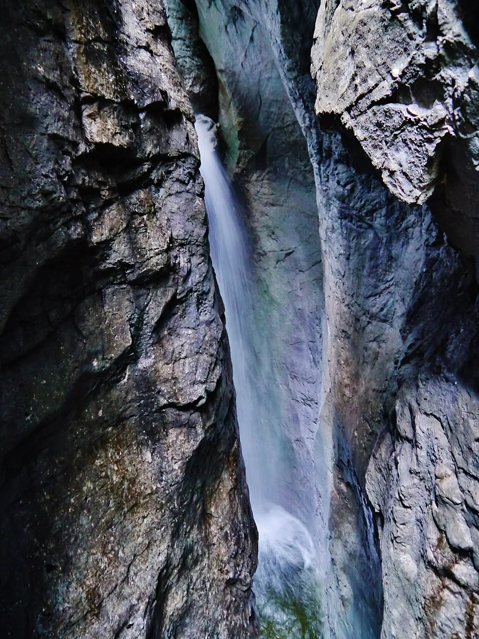 Vorderkaserklamm