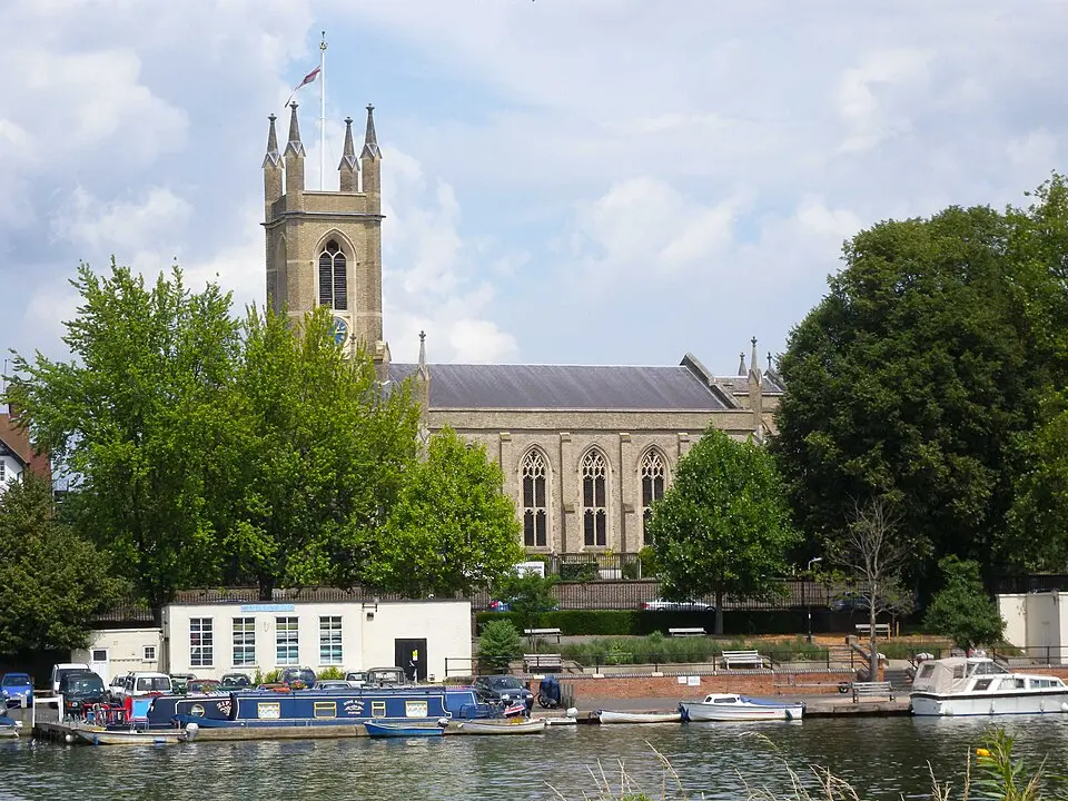 Image: Dnwinterburn · CC BY 3.0 St Mary's Church, Hampton