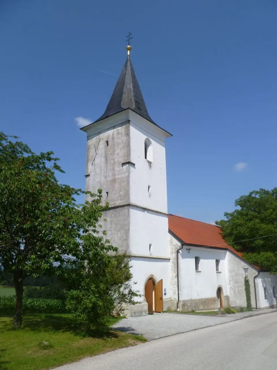 Image: Luckyprof (talk) · CC BY-SA 3.0 AT Kath. Filialkirche hl. Sixt