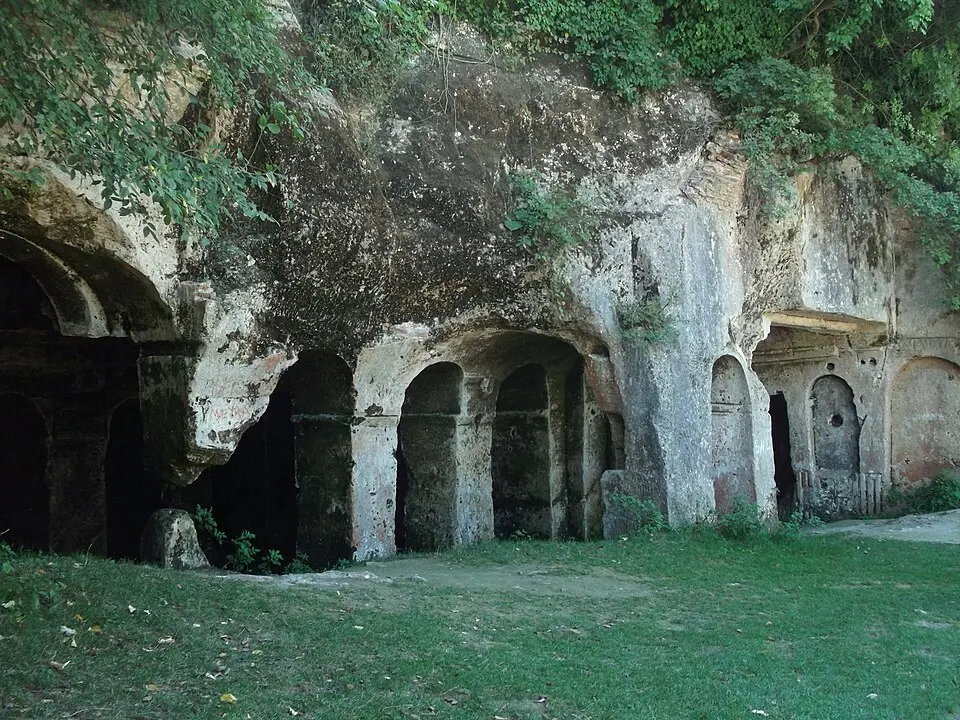 Aya Nikola Manastırı, Vize