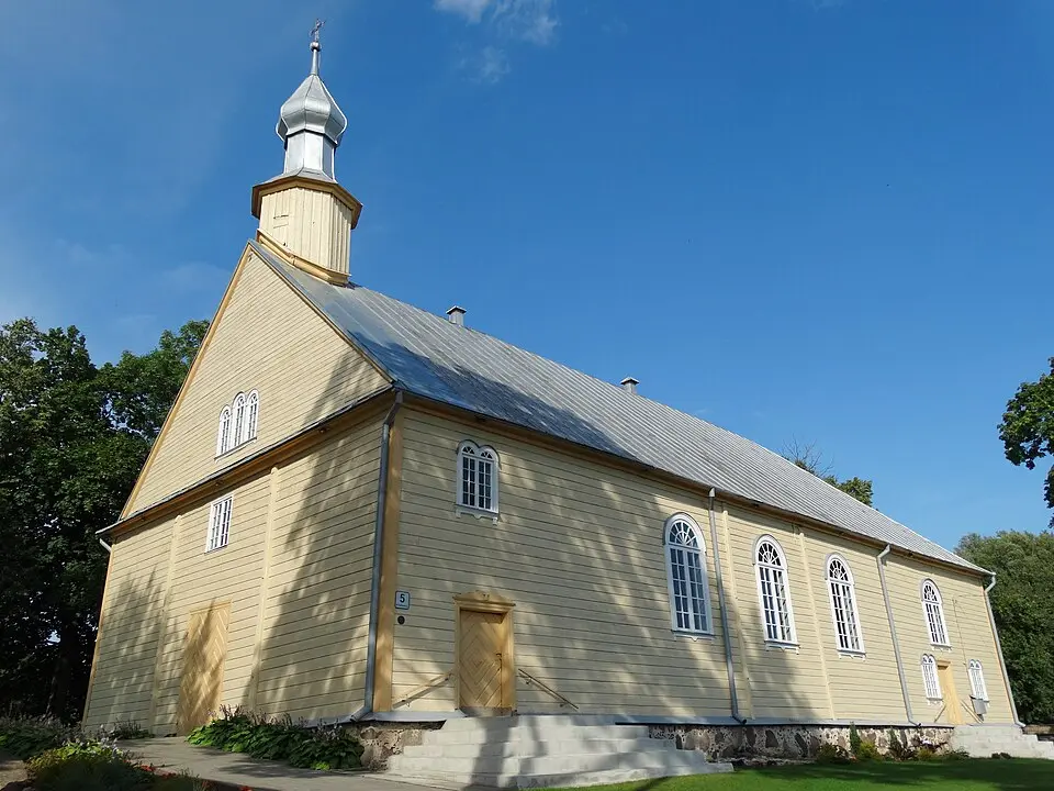 Stačiūnų Šv. Lauryno bažnyčia