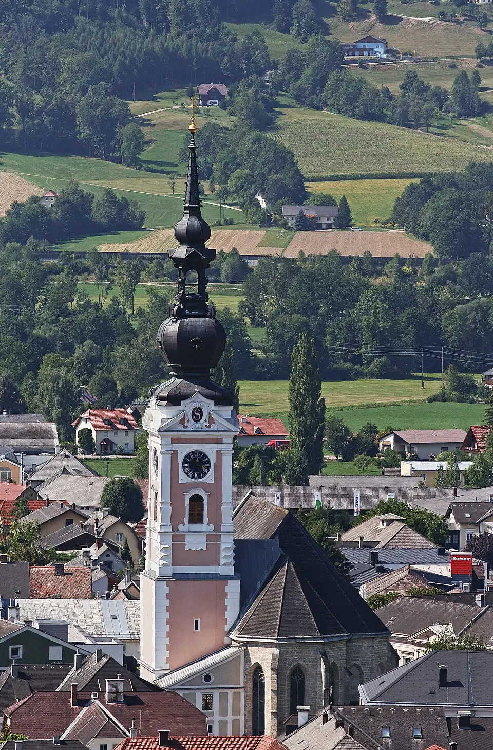 Image: Christoph Waghubinger (Lewenstein) · CC BY-SA 3.0 AT Katholische Pfarrkirche Kirchdorf an der Krems
