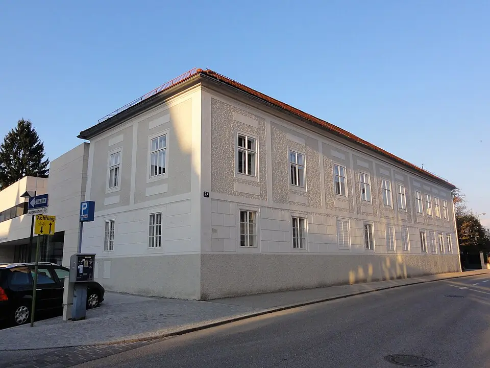 Bild: FranzOvilava (talk) · CC BY 3.0 Stadtpfarrhof