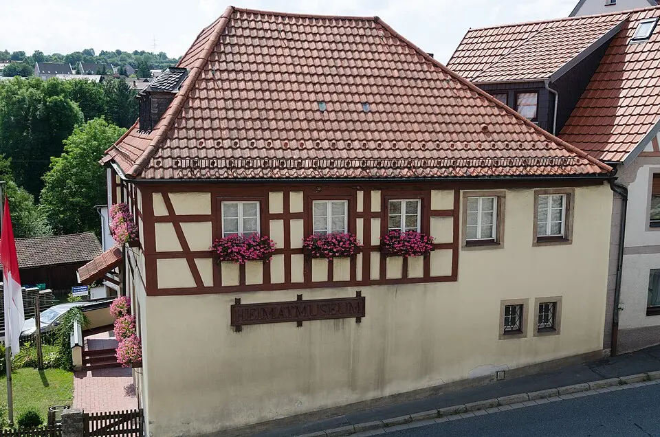 Obrázok: Tilman2007 · CC BY-SA 3.0 Heimatmuseum Stadtsteinach