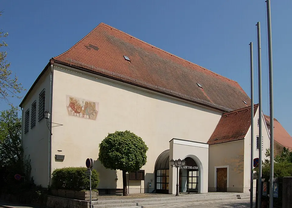 Bild: Michael Kranewitter · CC BY-SA 3.0 Theater, Ehemalige Kapuzinerkirche