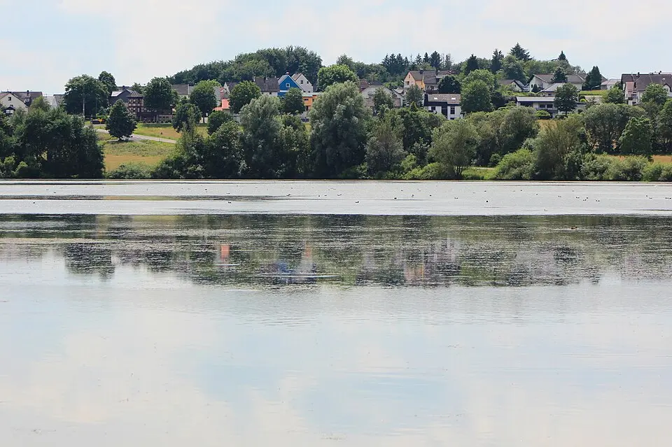 Image: LigaDue · CC BY-SA 4.0 Stahlhofen am Wiesensee
