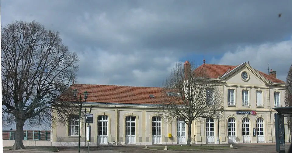 Bild: Michiel1972 · CC BY-SA 4.0 gare d'Autun