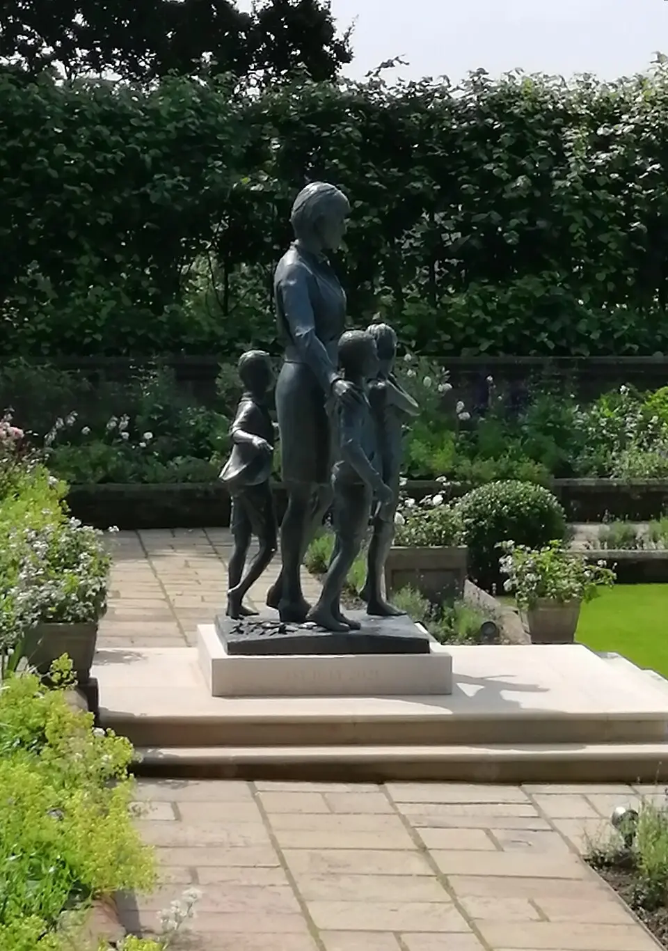 Prinzessin-Diana-Statue