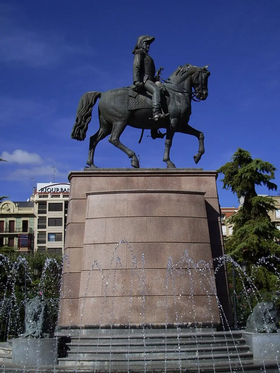 Obrázok: jynus · CC BY 2.5 Monumento a Espartero (Logroño)
