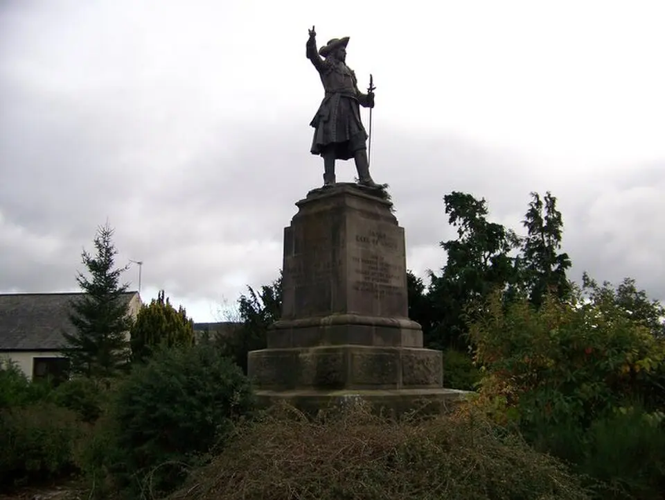 Earl of Angus’ Monument