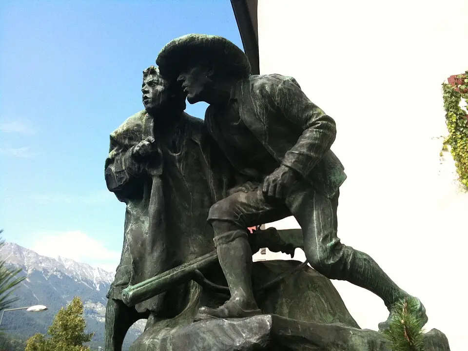 Anno neun memorial