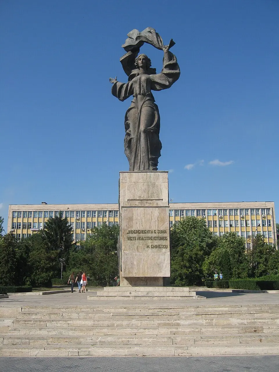 Statuia Independenței din Iași