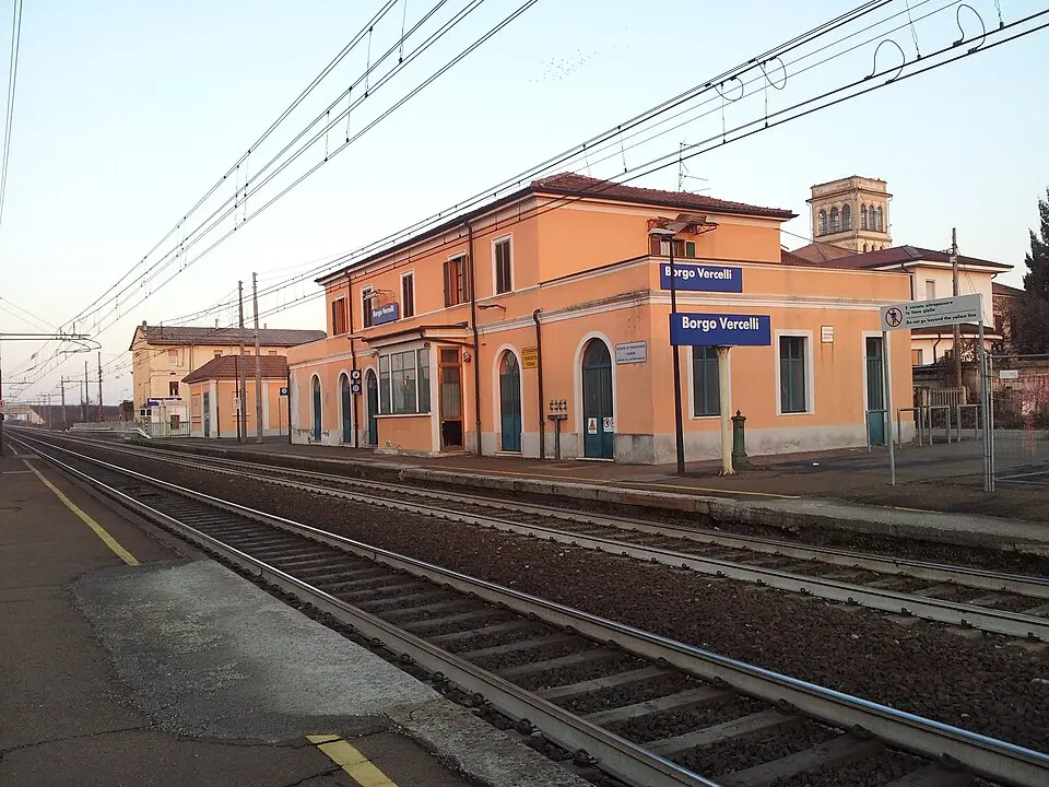 stazione di Borgo Vercelli