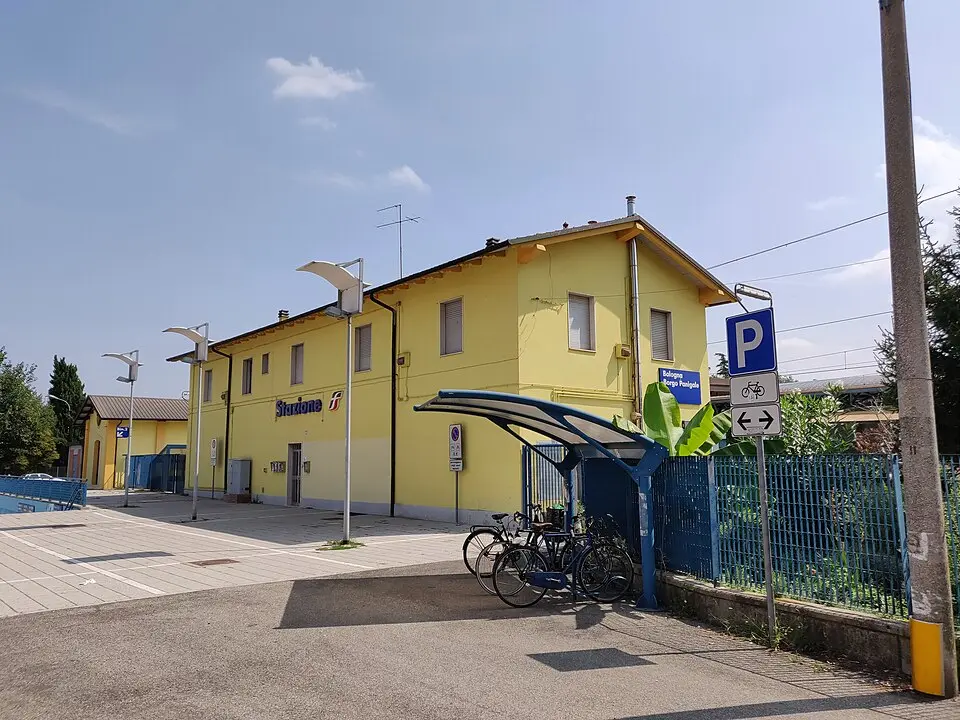 stazione di Bologna Borgo Panigale