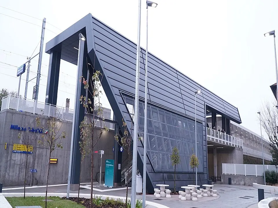 stazione di Milano Tibaldi