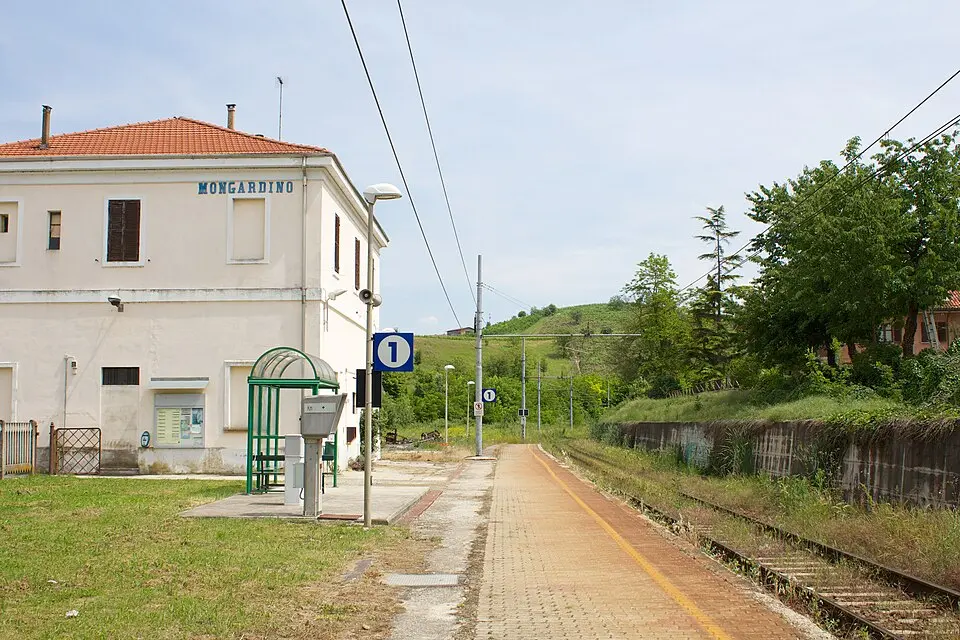 Obrázok: Incola · CC BY-SA 3.0 stazione di Mongardino