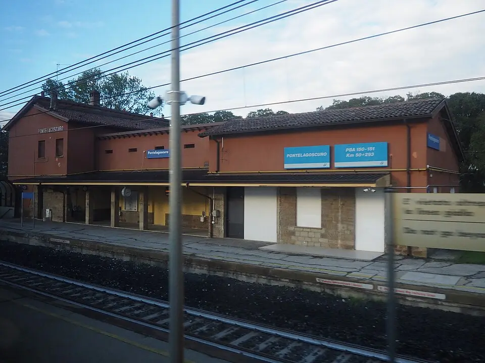 stazione di Pontelagoscuro