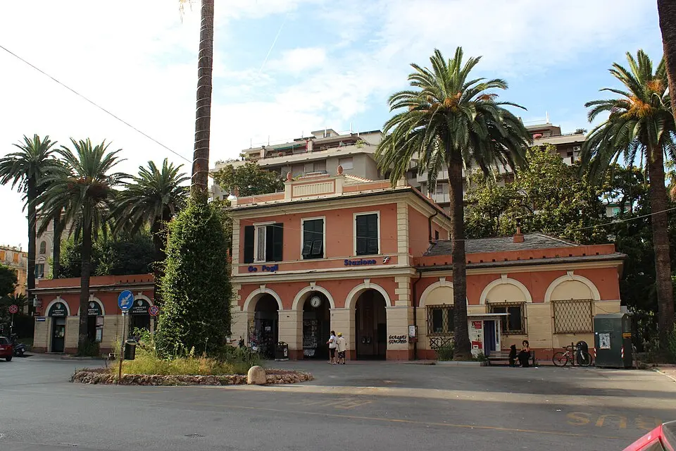 stazione di Genova Pegli