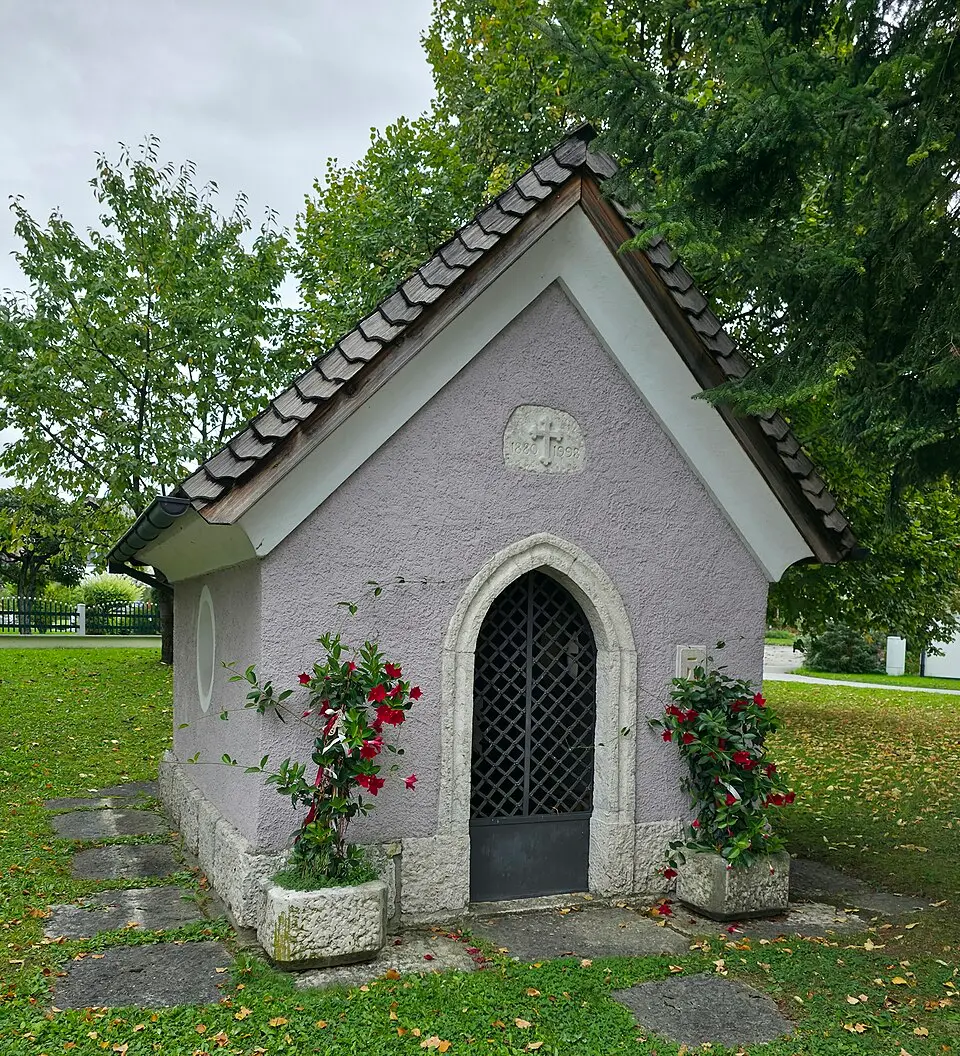 Immagine: Ricardalovesmonuments · CC BY-SA 4.0 Stögerkapelle