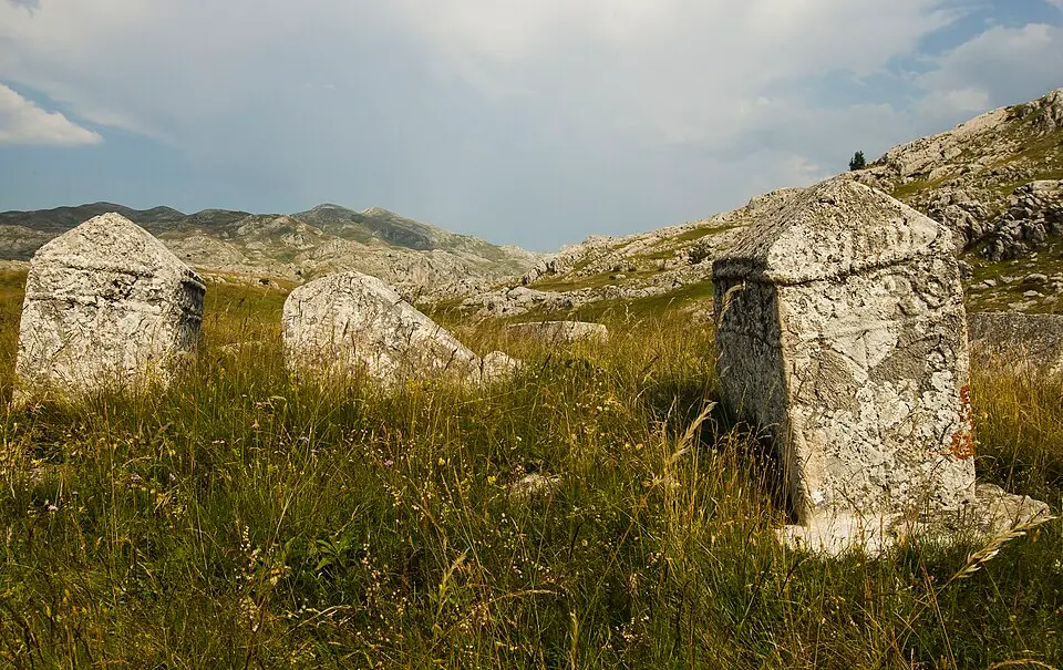 Nekropola Čengića Bara