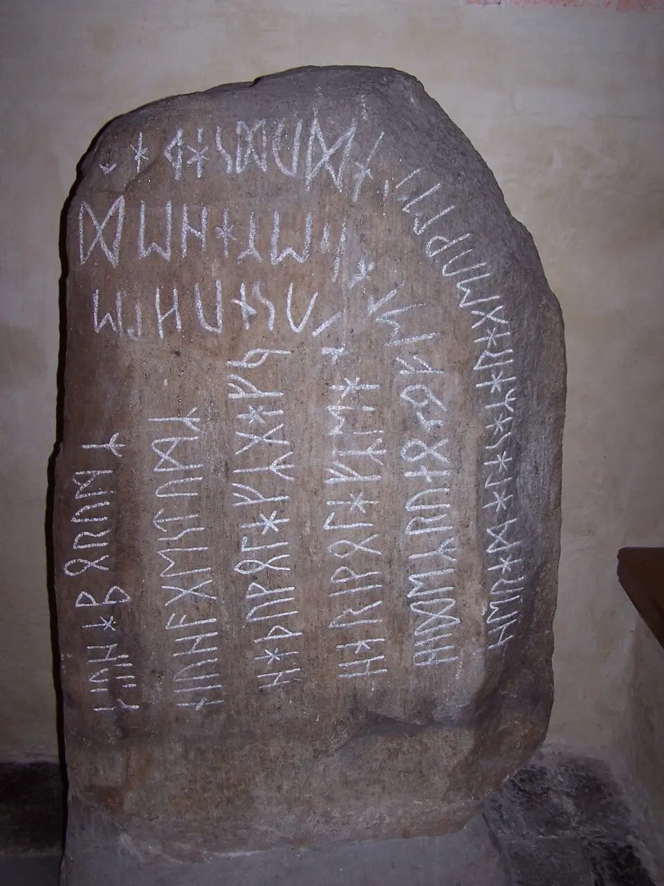 Obrázok: Sendelbach (talk) · CC BY-SA 3.0 Stentoftenstenen